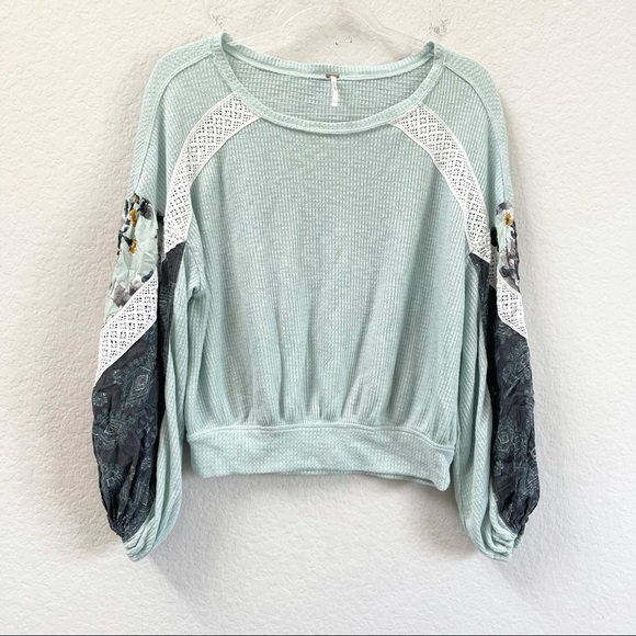 Free People Casual Clash Top Long Sleeve Sz XS - Picture 3 of 6